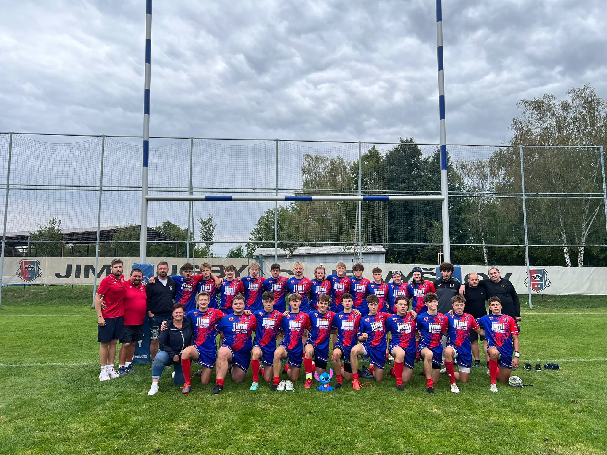 U19